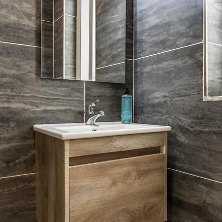 公寓 Xemx Sabiha 5 Min Walk From St Julians *