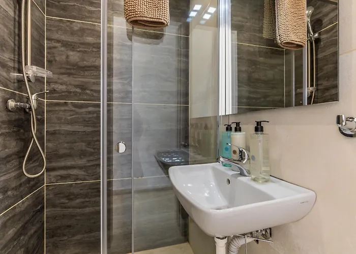 Xemx Sabiha 5 Min Walk From St Julians Apartment San Gwann